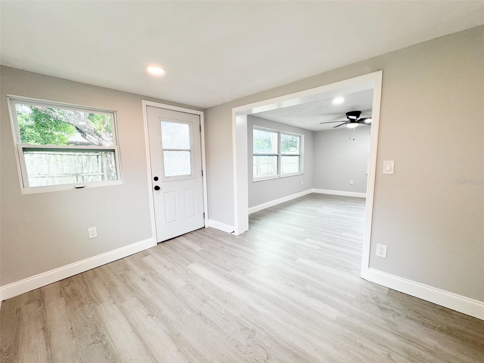 Image 19 of 35 For 8628 Roble Way