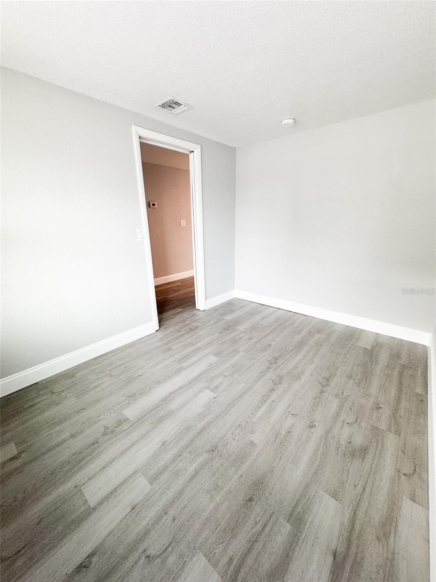 Image 29 of 35 For 8628 Roble Way