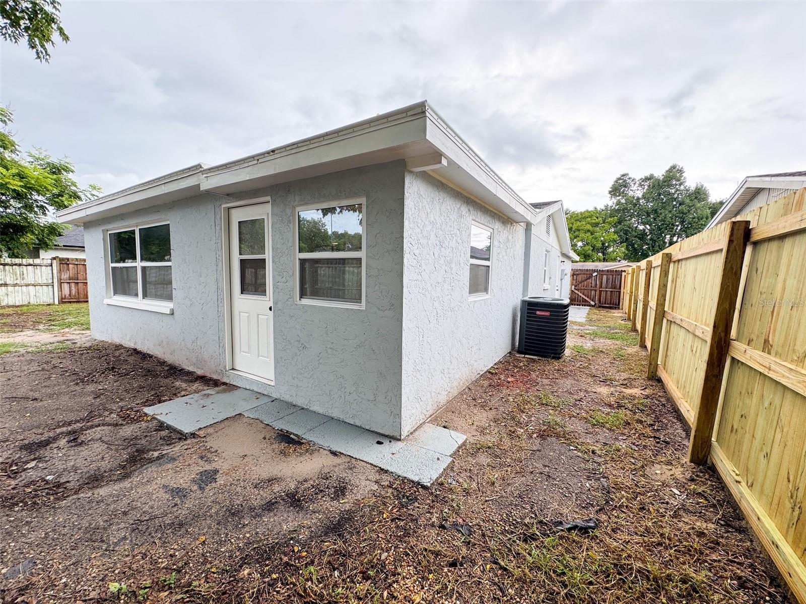 Image 33 of 35 For 8628 Roble Way