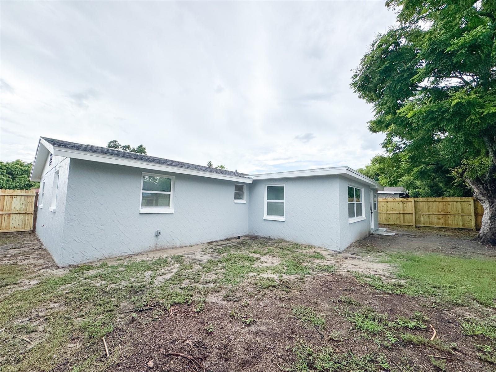 Image 34 of 35 For 8628 Roble Way