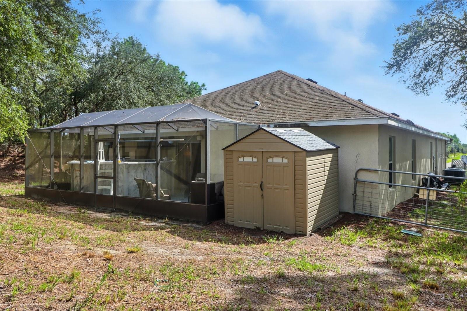 Listing photo id 29 for 6568 Waycross Way