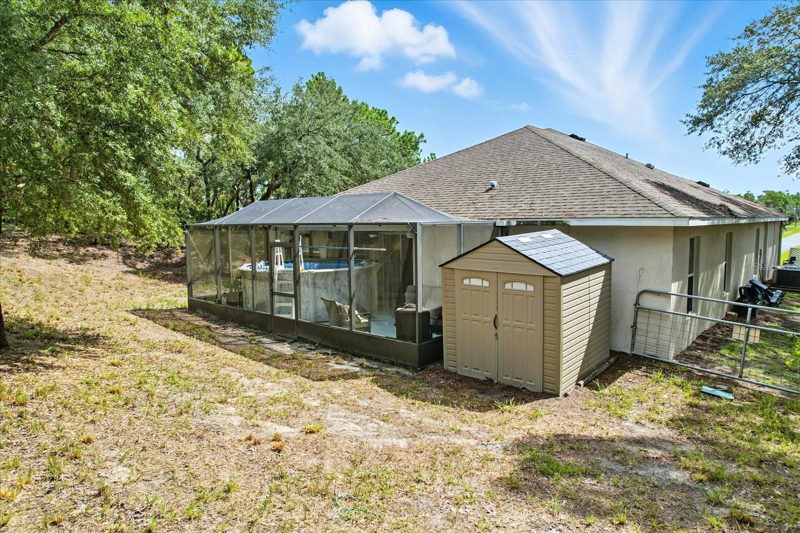Listing photo id 34 for 6568 Waycross Way