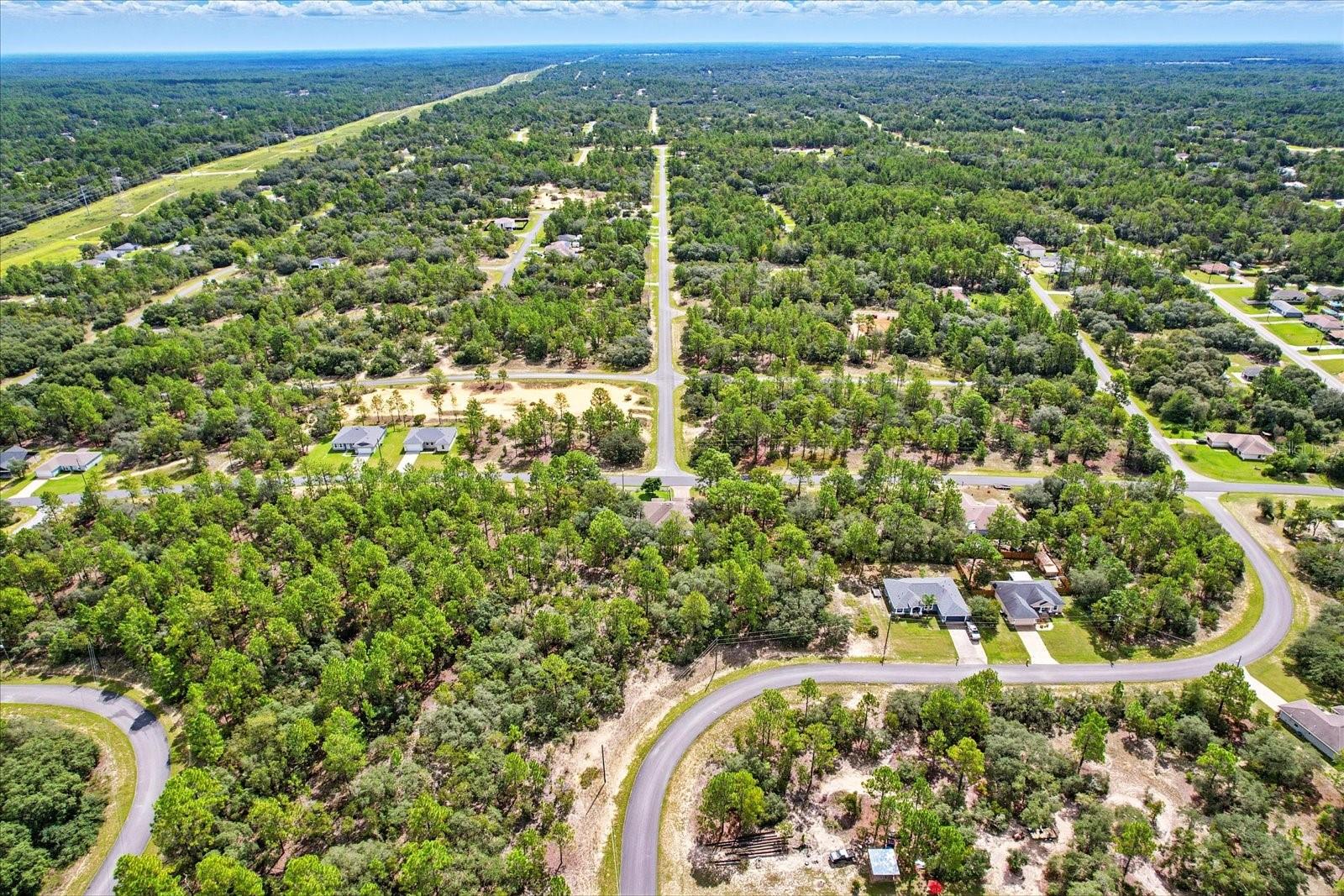 Listing photo id 39 for 6568 Waycross Way