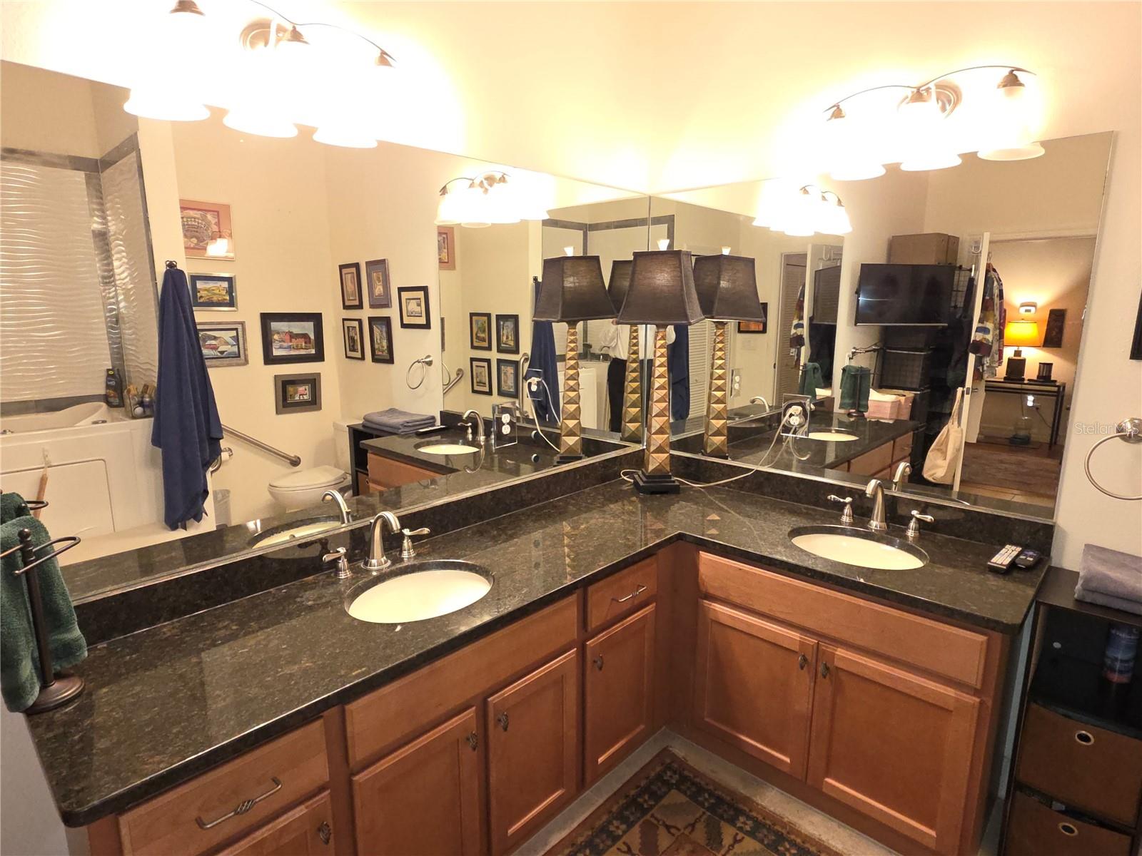 Image 10 of 43 For 8184 Southern Pines Drive