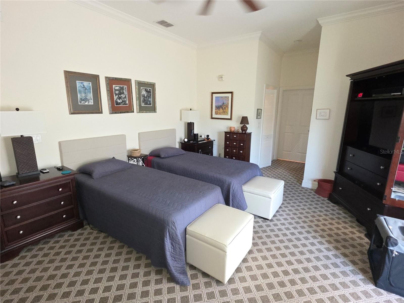 Image 13 of 43 For 8184 Southern Pines Drive