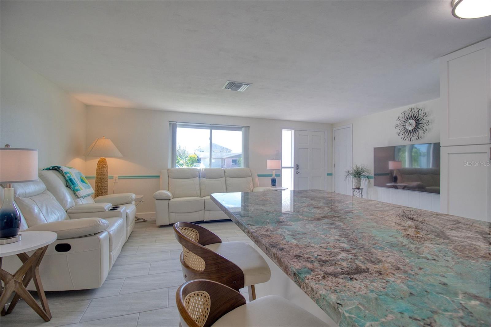 Image 10 of 36 For 13625 Maria Drive