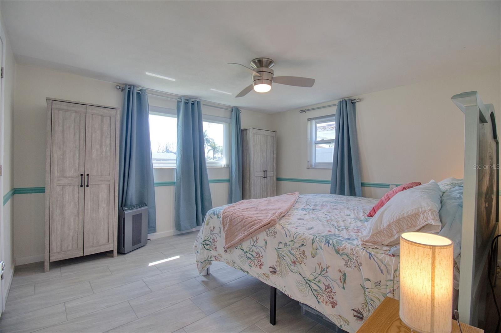 Image 13 of 36 For 13625 Maria Drive