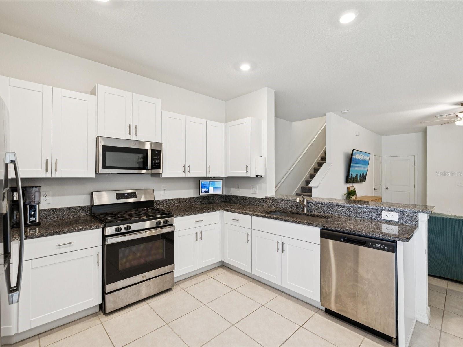 Image 12 of 46 For 8315 Corner Pine Way