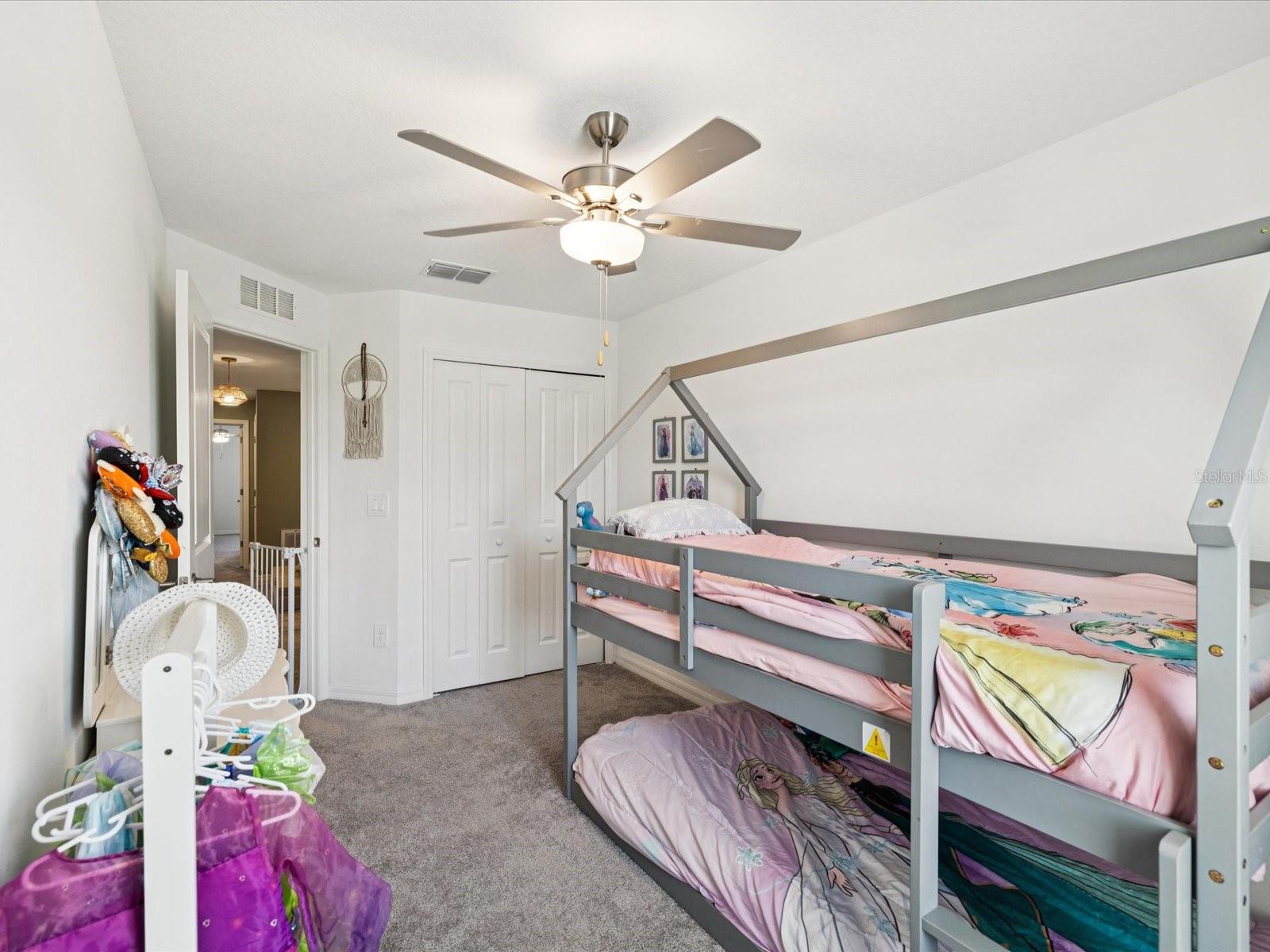 Image 26 of 46 For 8315 Corner Pine Way
