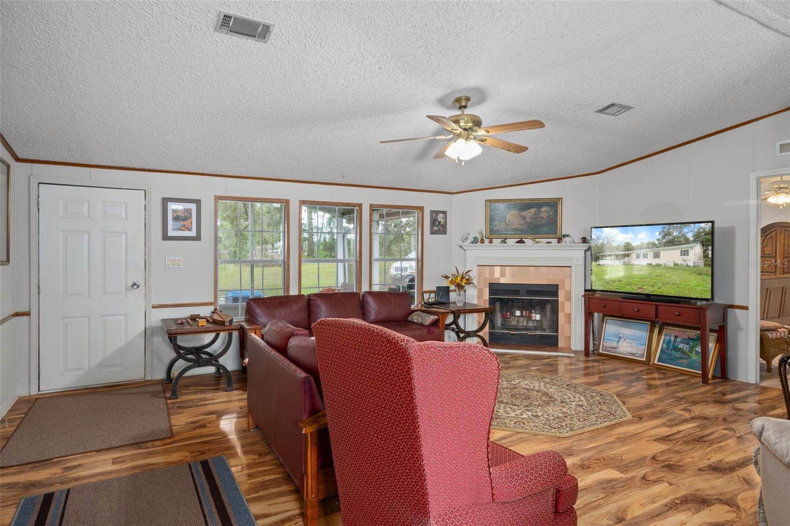 Image 16 of 61 For 27167 Popiel Road