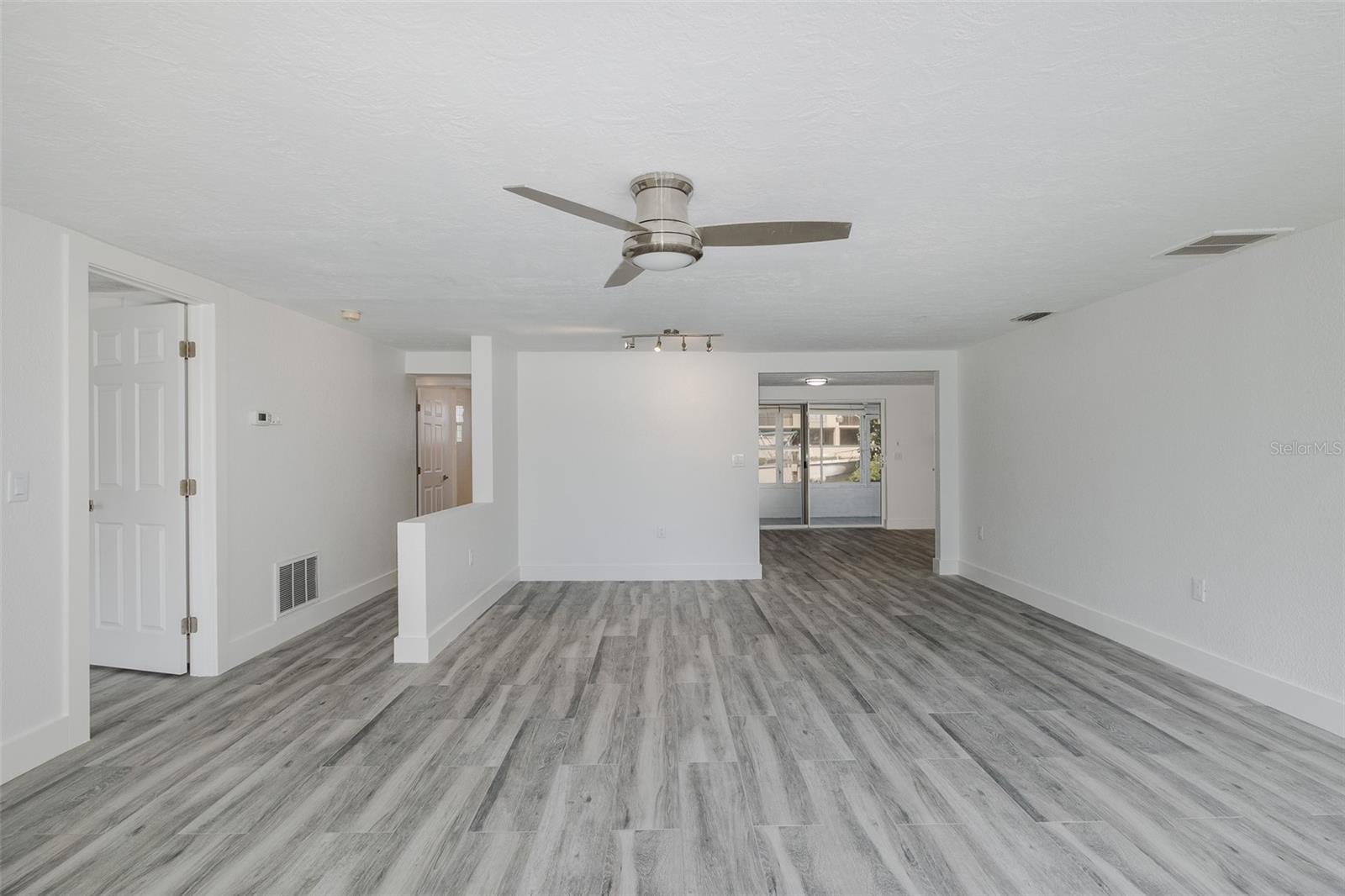 Image 7 of 81 For 8201 Channel Drive