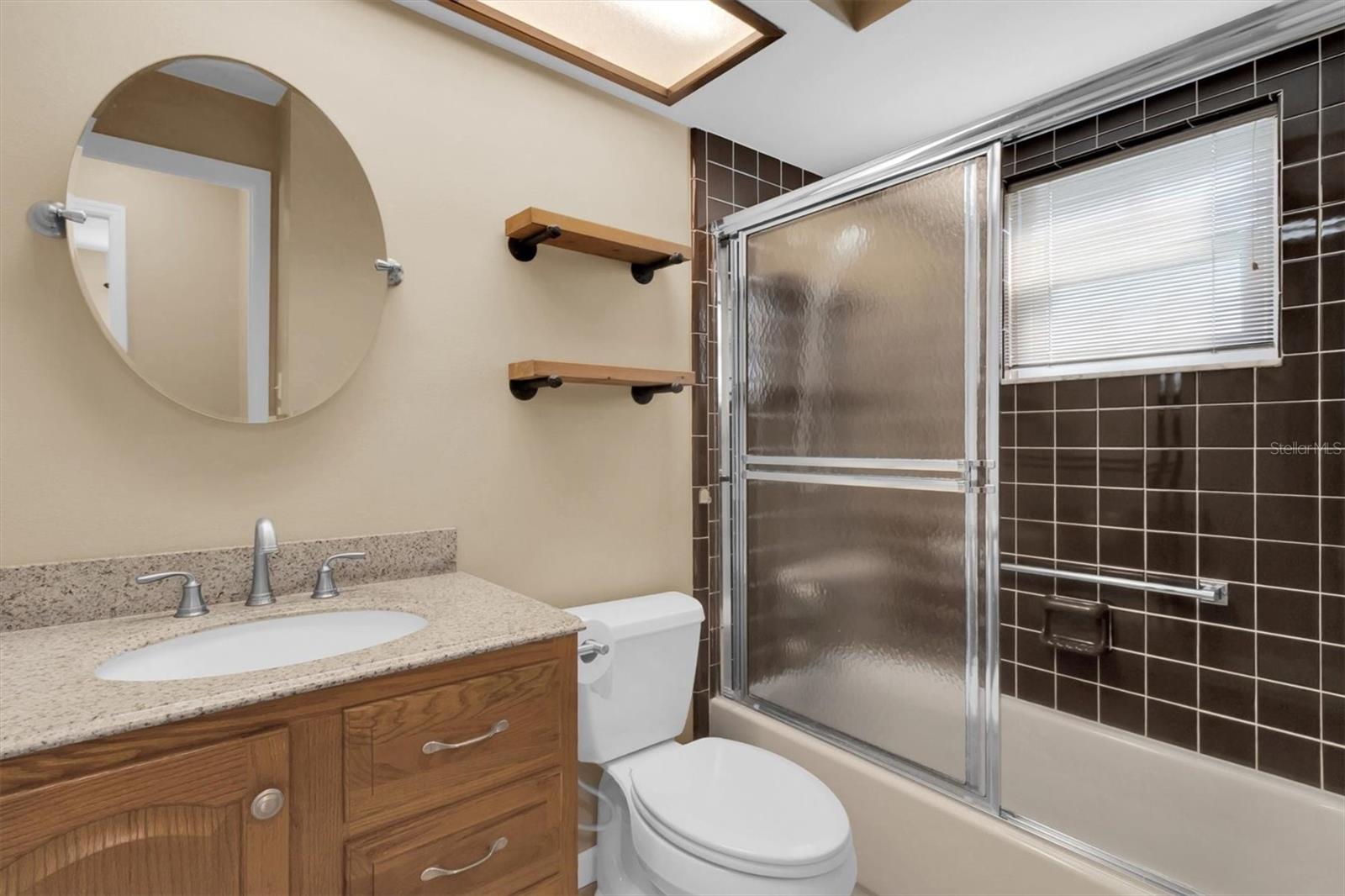 Listing photo id 23 for 10689 Fallen Leaf Lane