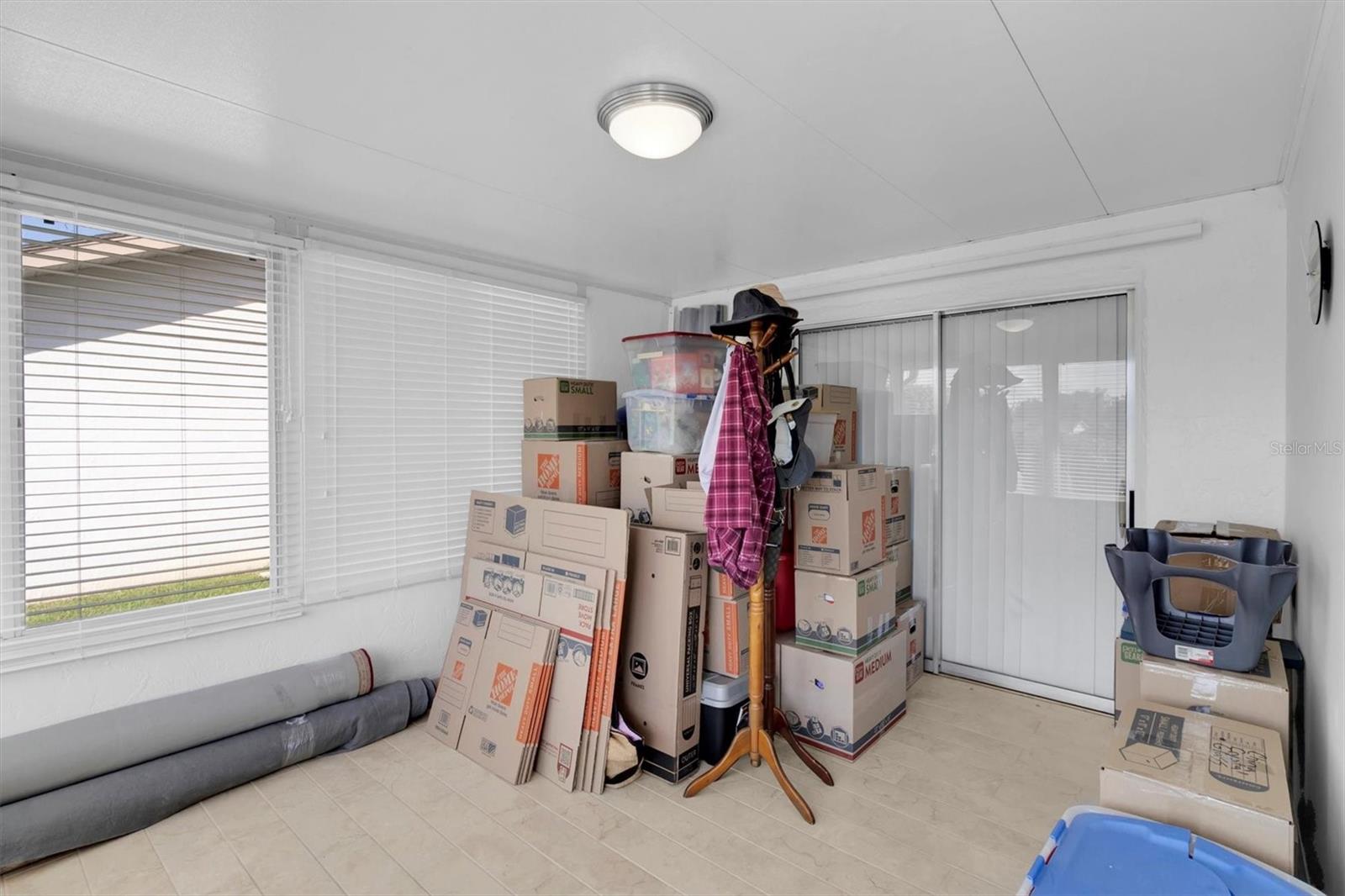 Listing photo id 26 for 10689 Fallen Leaf Lane