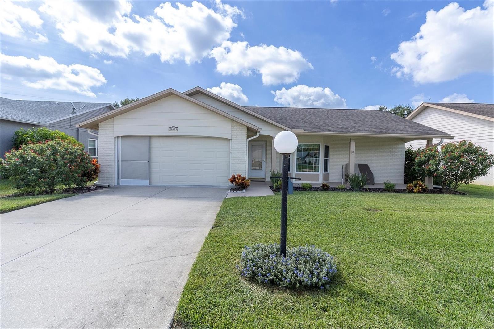 Listing photo id 44 for 10689 Fallen Leaf Lane