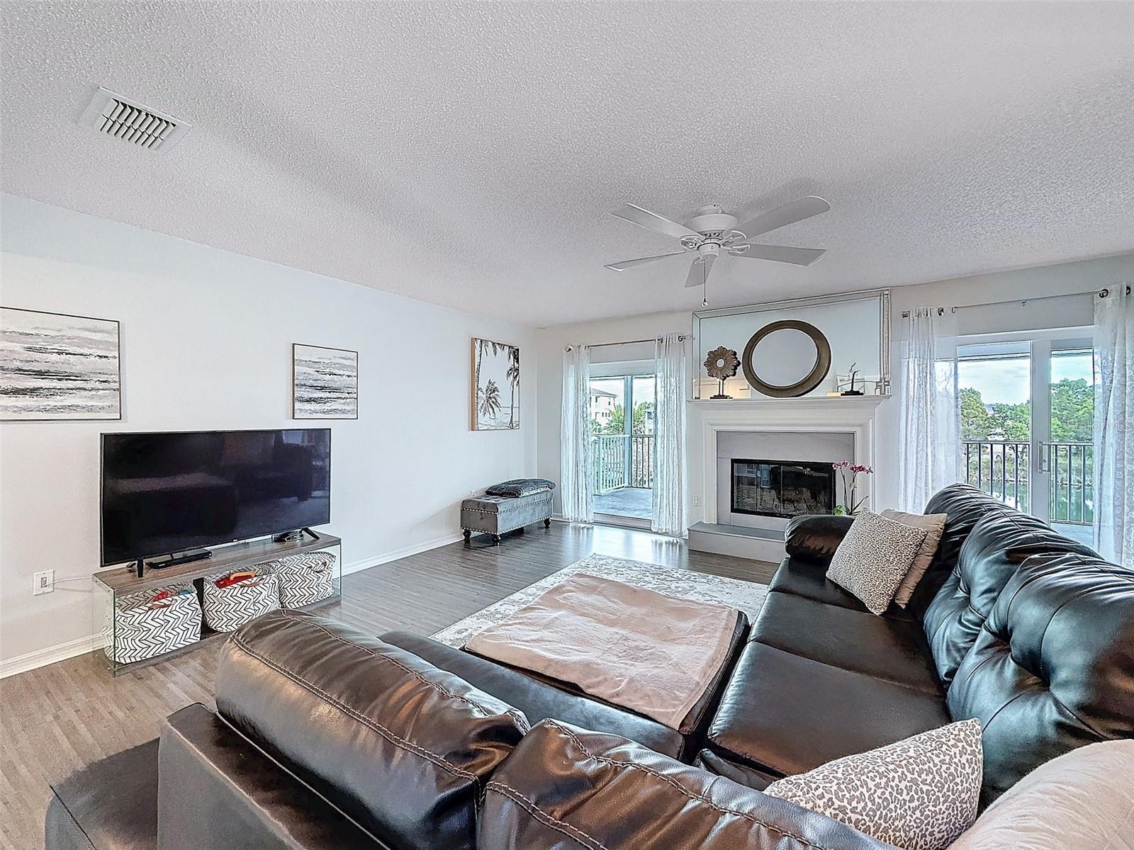 Image 3 of 84 For 3344 Gardenia Drive