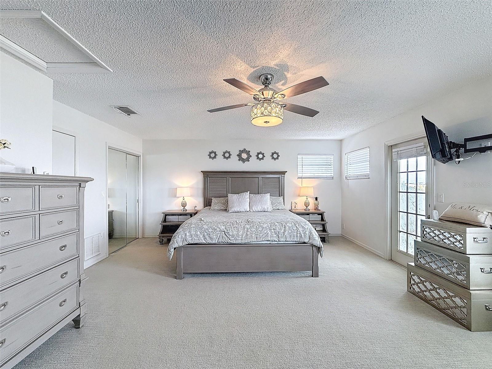 Image 31 of 84 For 3344 Gardenia Drive