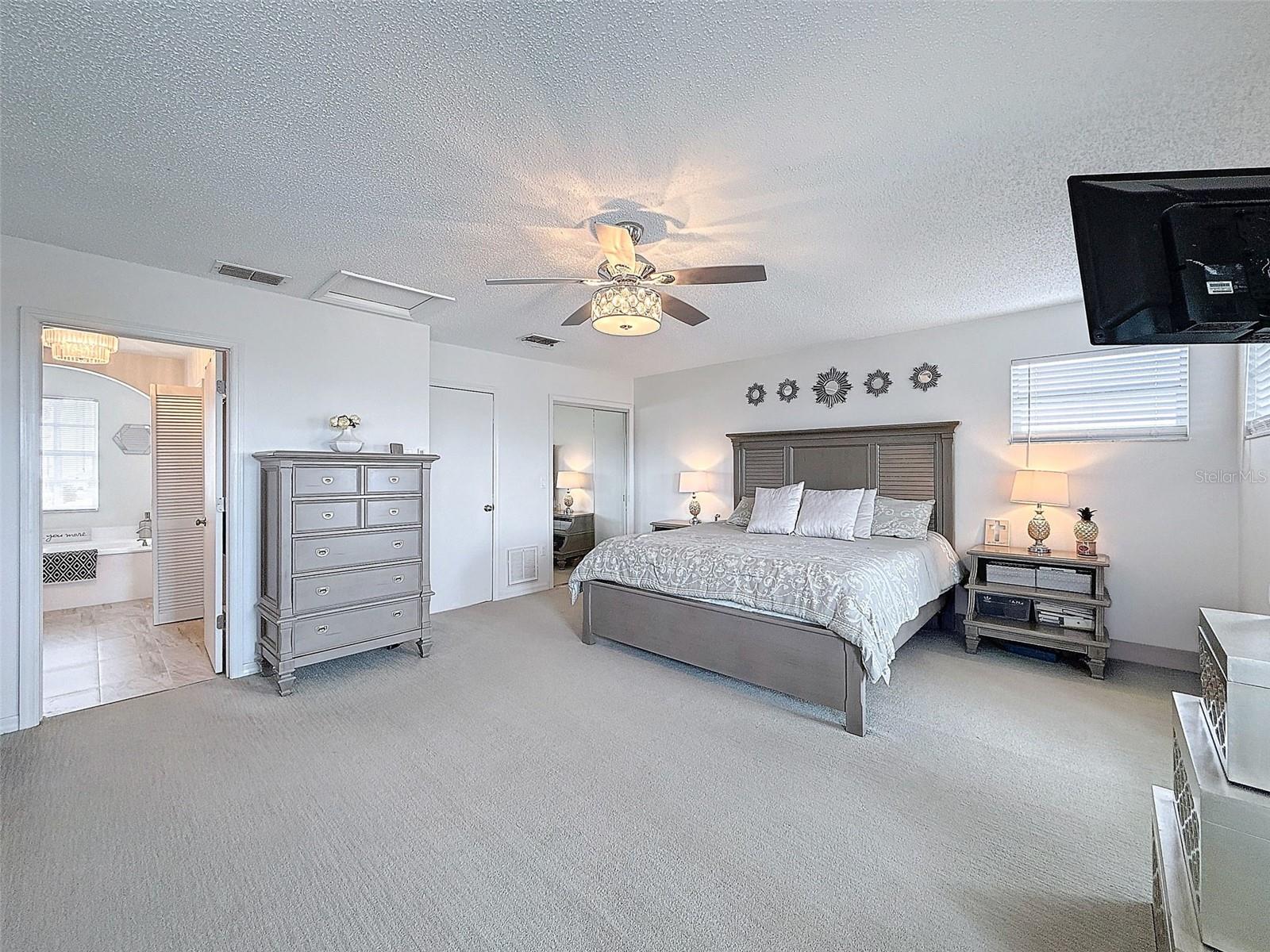 Image 32 of 84 For 3344 Gardenia Drive