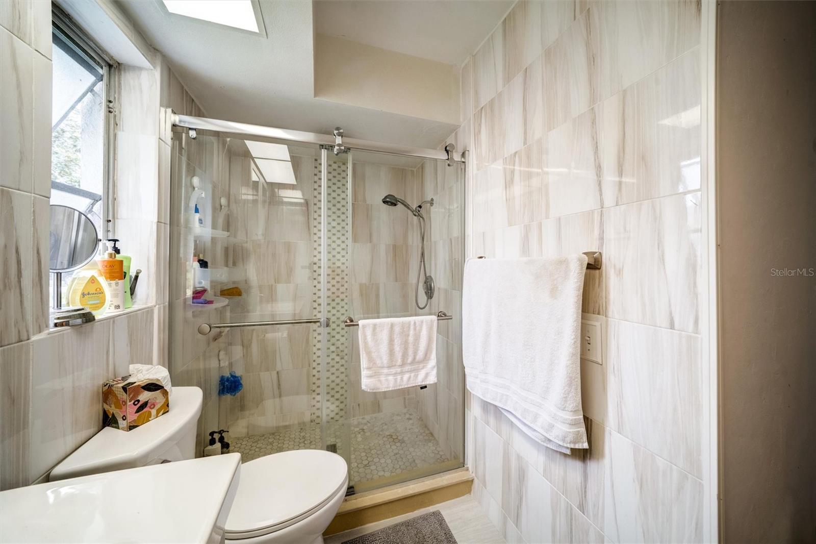 Listing photo id 26 for 8345 Elgin Drive