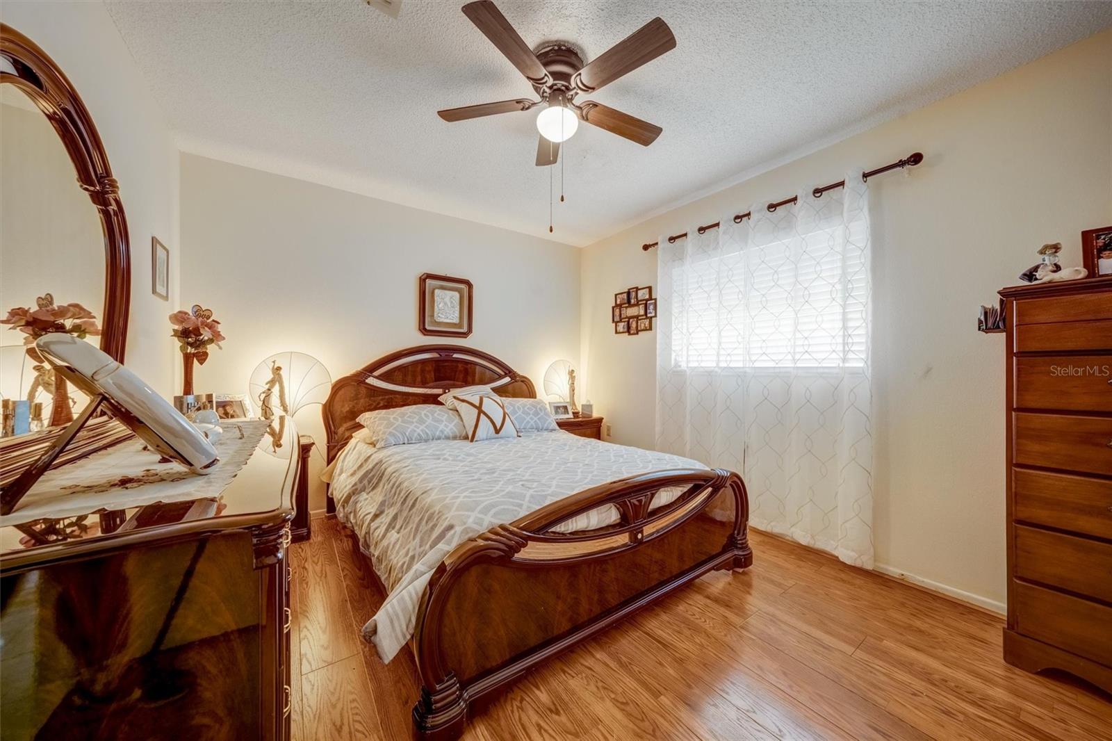 Listing photo id 27 for 8345 Elgin Drive