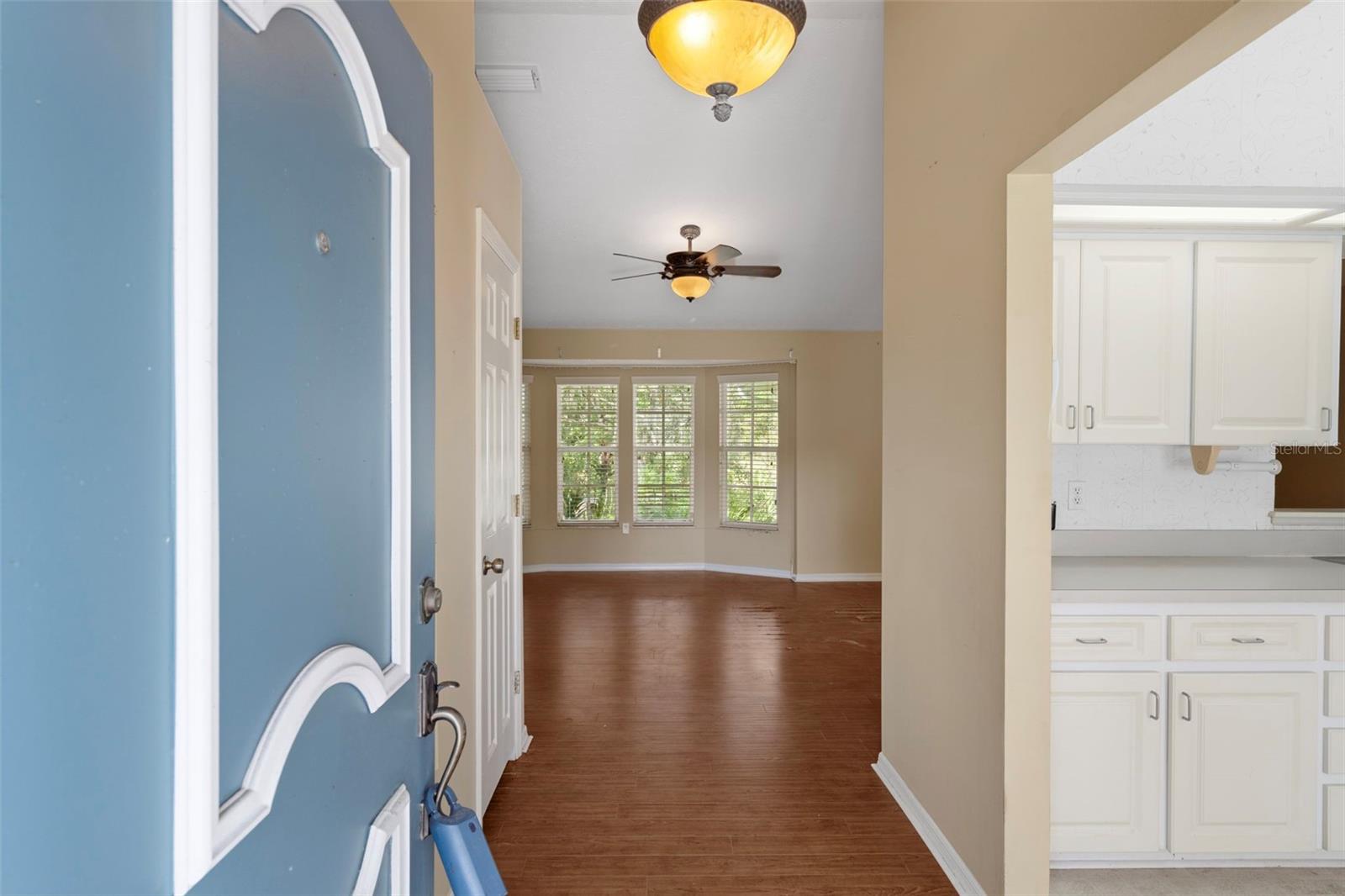 Image 4 of 40 For 5347 Harbinger Road