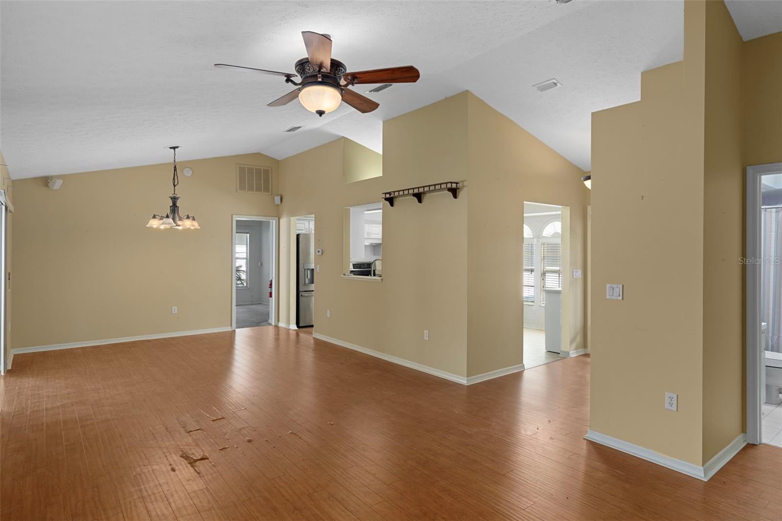 Image 6 of 40 For 5347 Harbinger Road