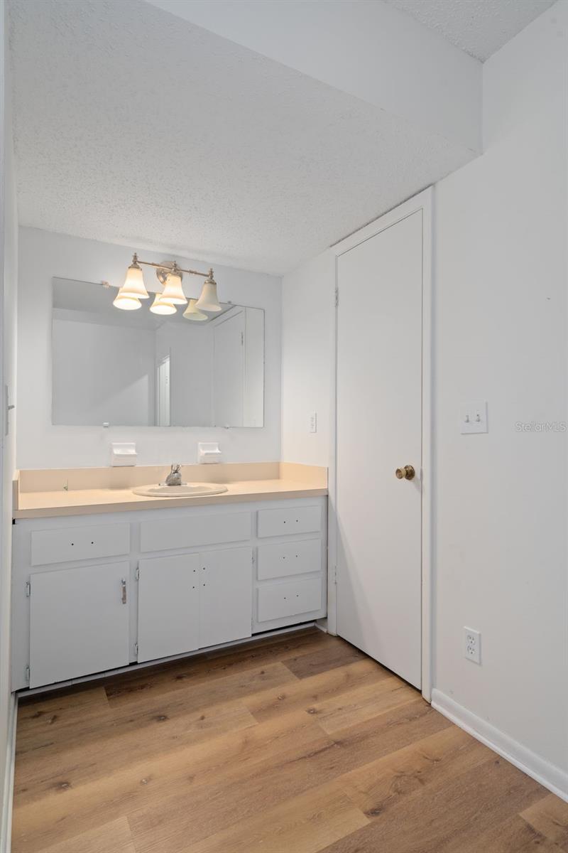Image 15 of 42 For 8906 124th Street N
