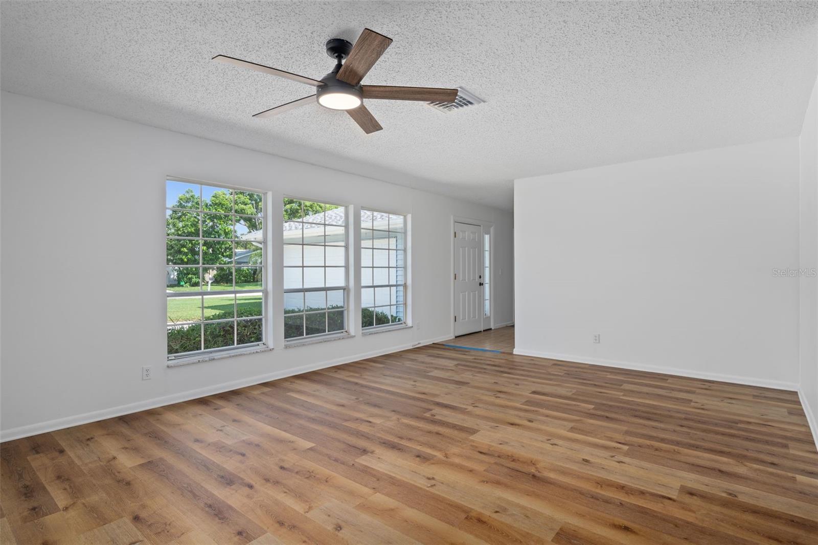 Image 32 of 42 For 8906 124th Street N