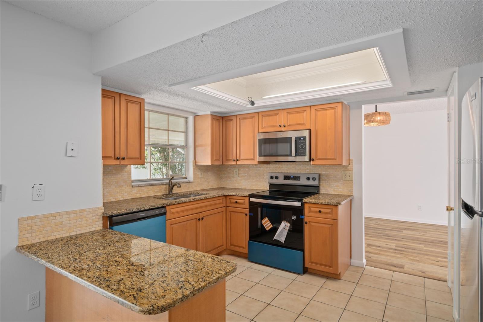 Image 5 of 42 For 8906 124th Street N