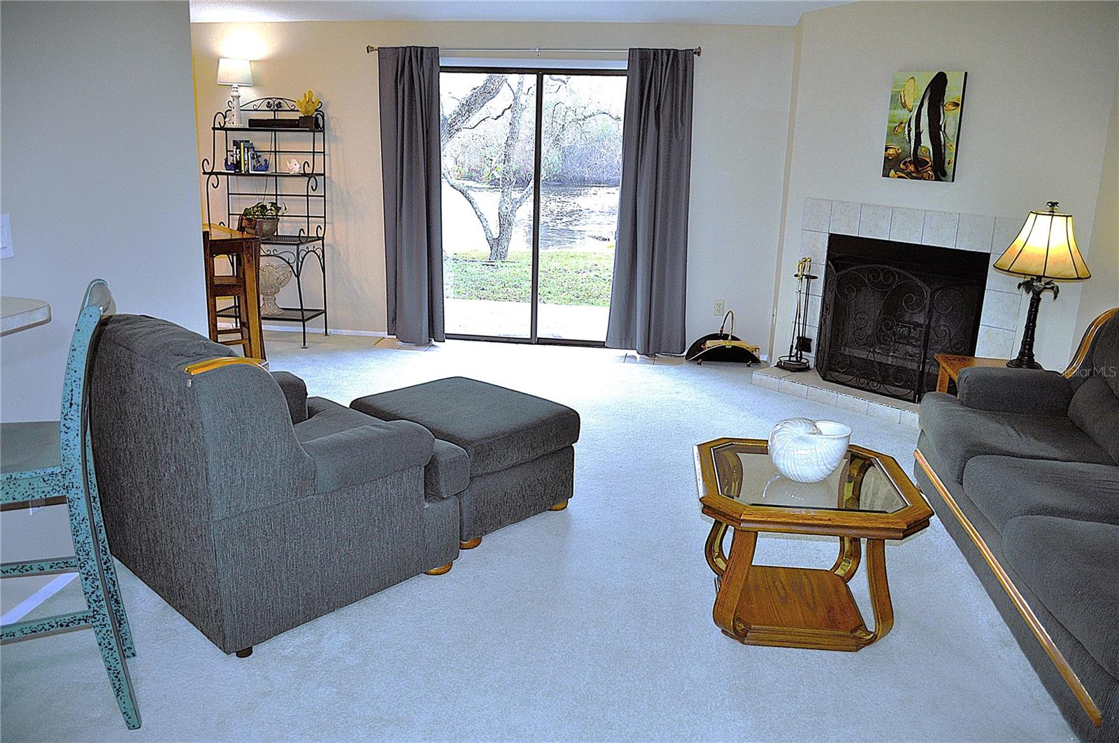 Image 10 of 18 For 718 Merlins Court