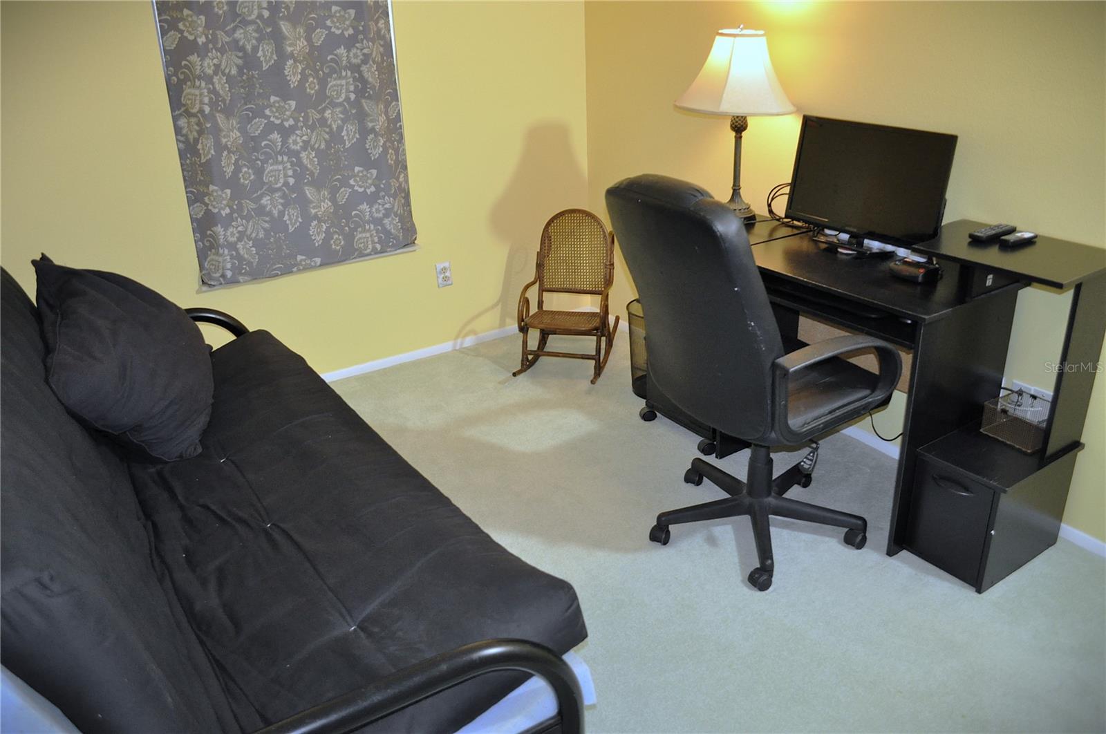 Image 15 of 18 For 718 Merlins Court