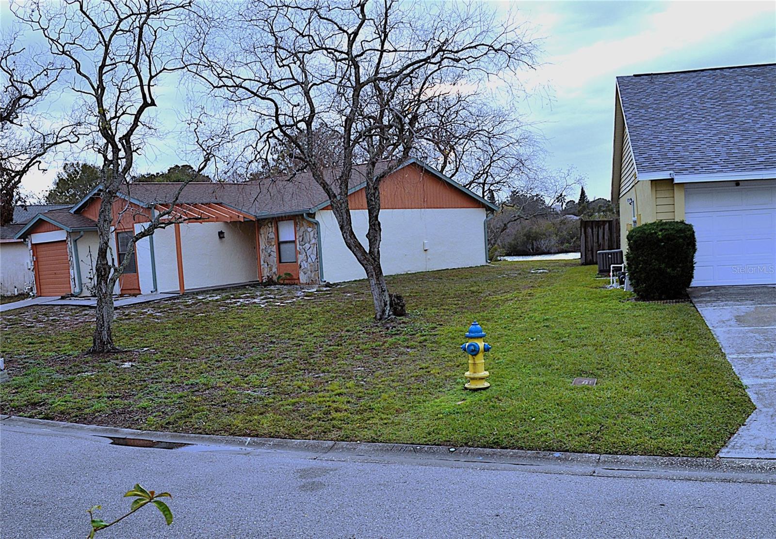 Image 17 of 18 For 718 Merlins Court
