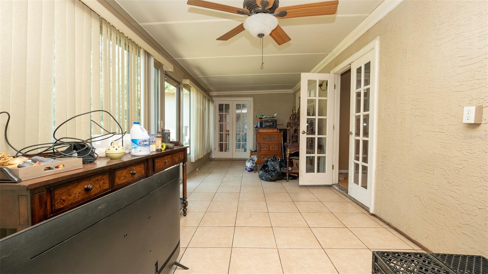 Listing photo id 11 for 4535 Augustine Road