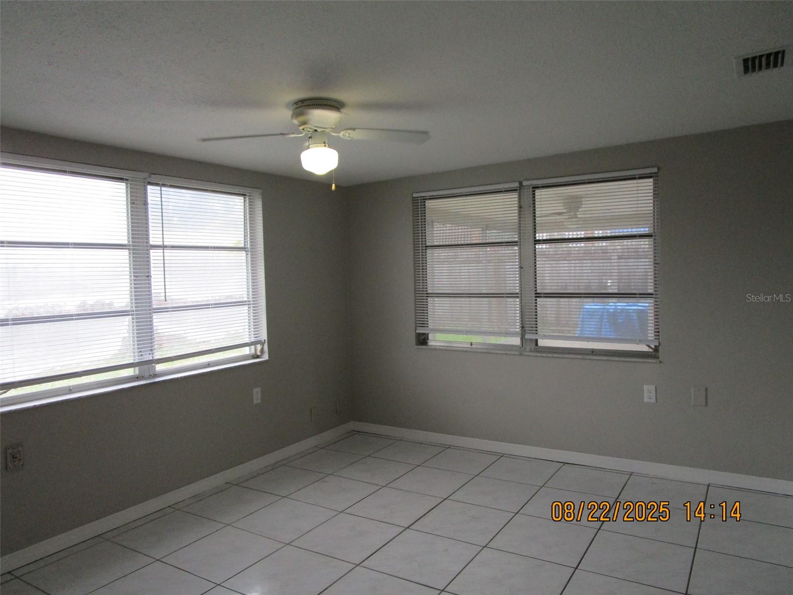Image 15 of 26 For 1155 Royalwood Drive