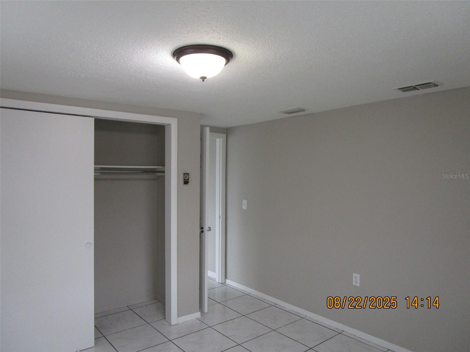 Image 18 of 26 For 1155 Royalwood Drive