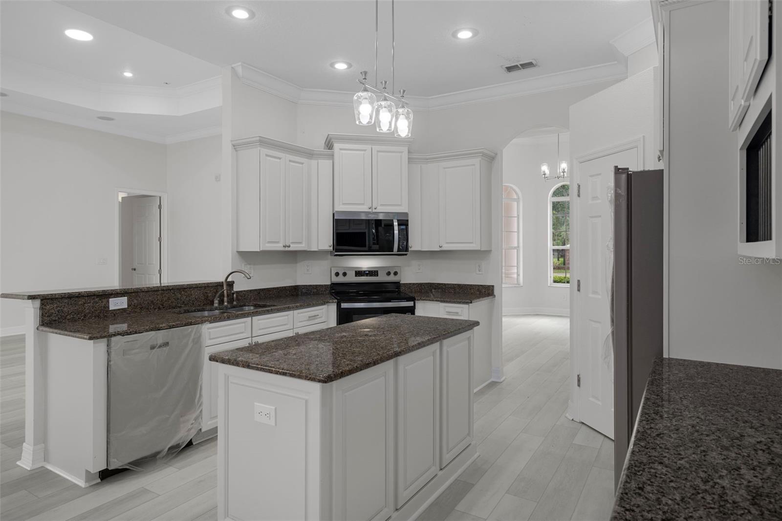 Image 17 of 95 For 13761 Weatherstone Drive