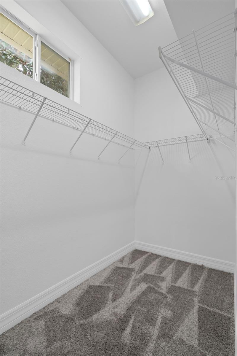 Image 37 of 95 For 13761 Weatherstone Drive