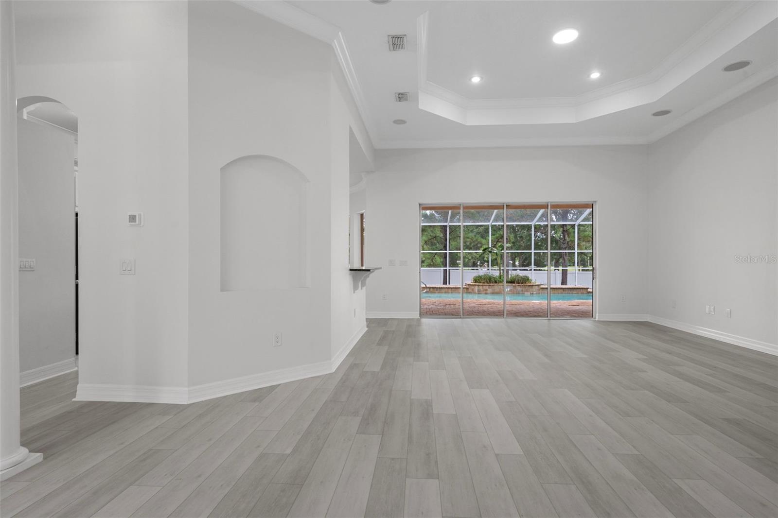 Image 5 of 95 For 13761 Weatherstone Drive