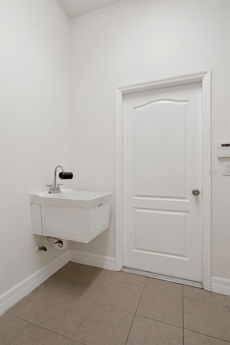 Image 51 of 95 For 13761 Weatherstone Drive