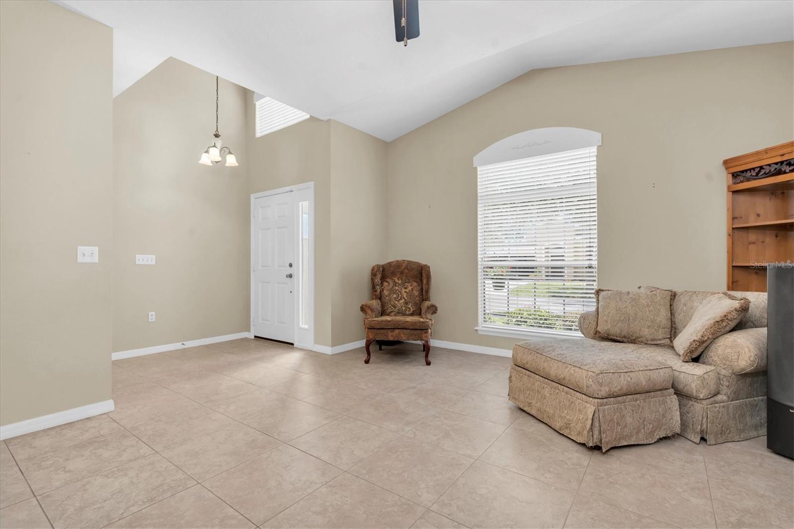 Image 4 of 53 For 12148 Colony Lakes Boulevard