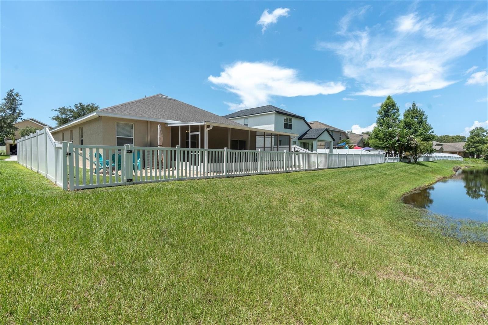 Image 40 of 53 For 12148 Colony Lakes Boulevard