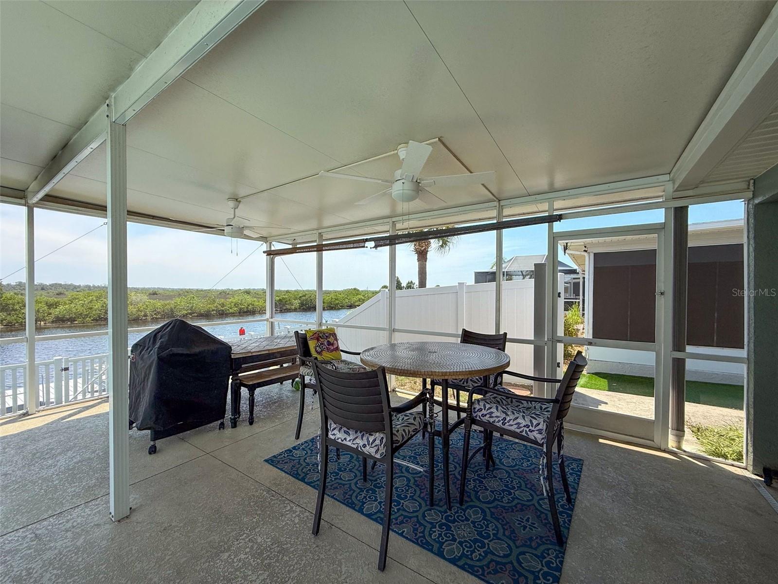 Image 37 of 73 For 6530 Leeside Isle