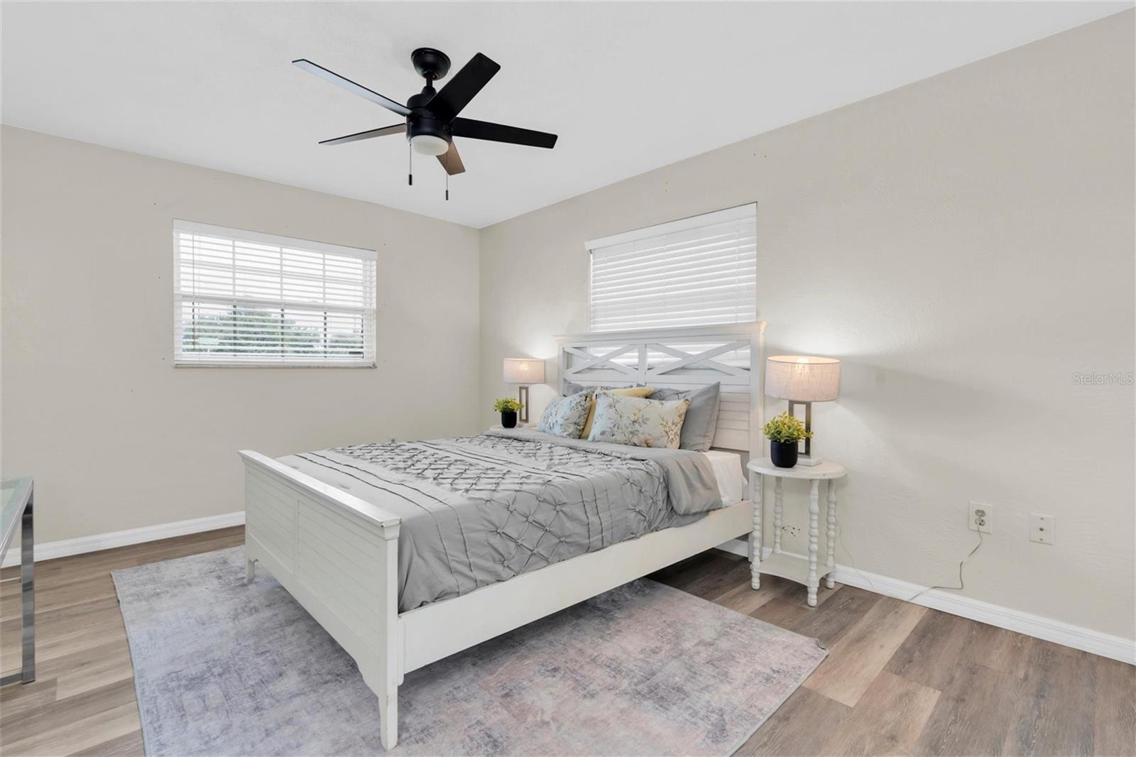 Image 16 of 29 For 3209 Parkway Place