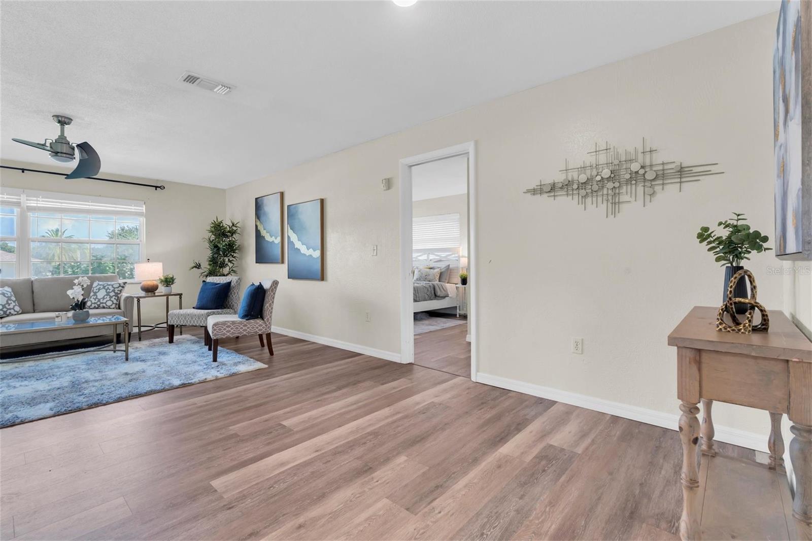 Image 6 of 29 For 3209 Parkway Place