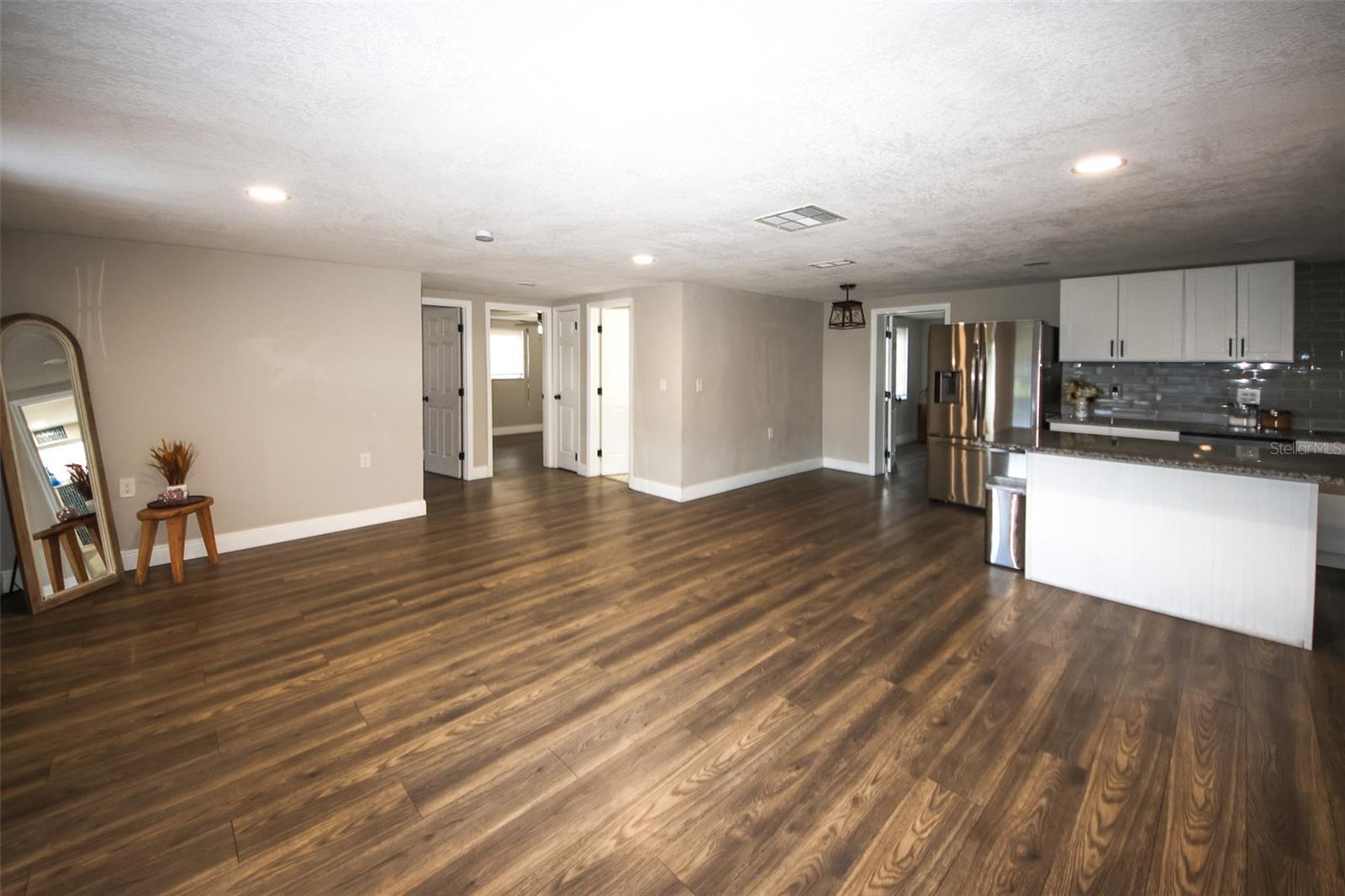 Image 13 of 34 For 1206 Tamarac Drive