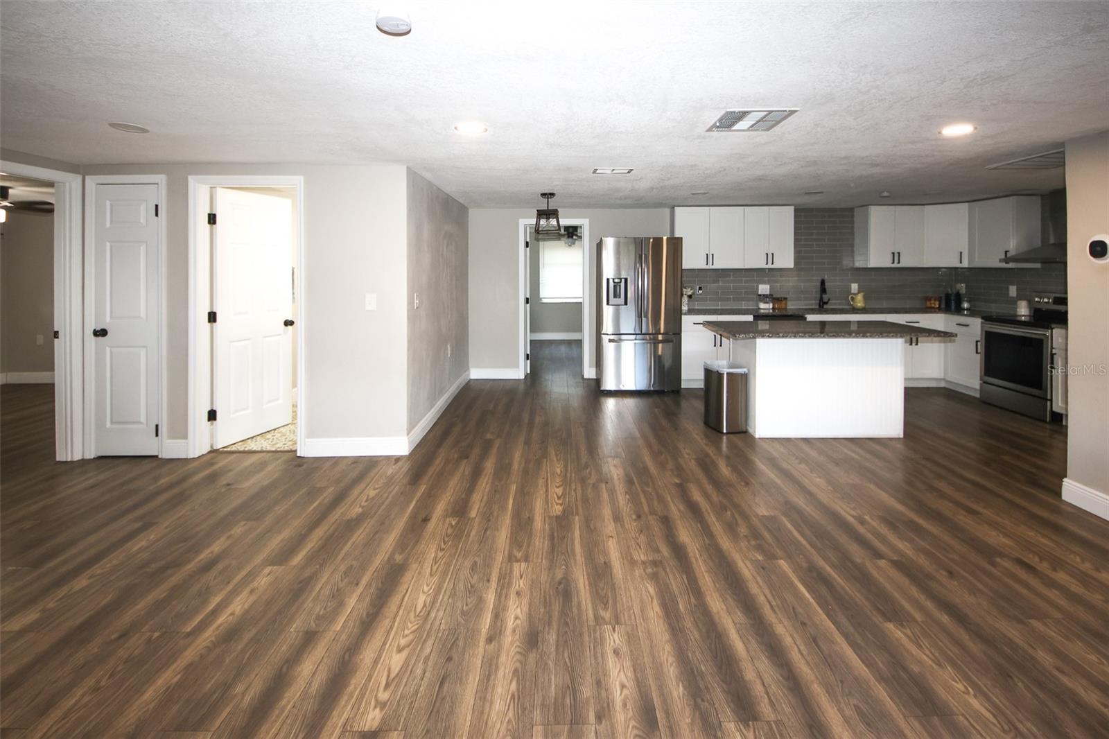 Image 14 of 34 For 1206 Tamarac Drive