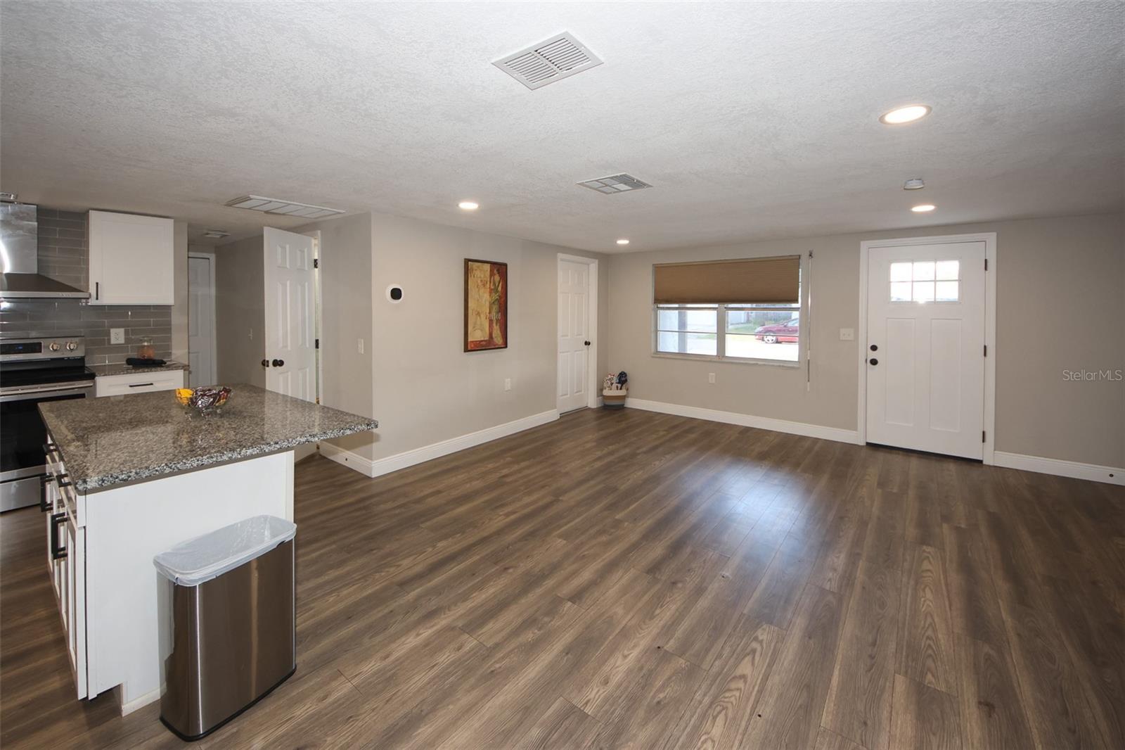 Image 21 of 34 For 1206 Tamarac Drive