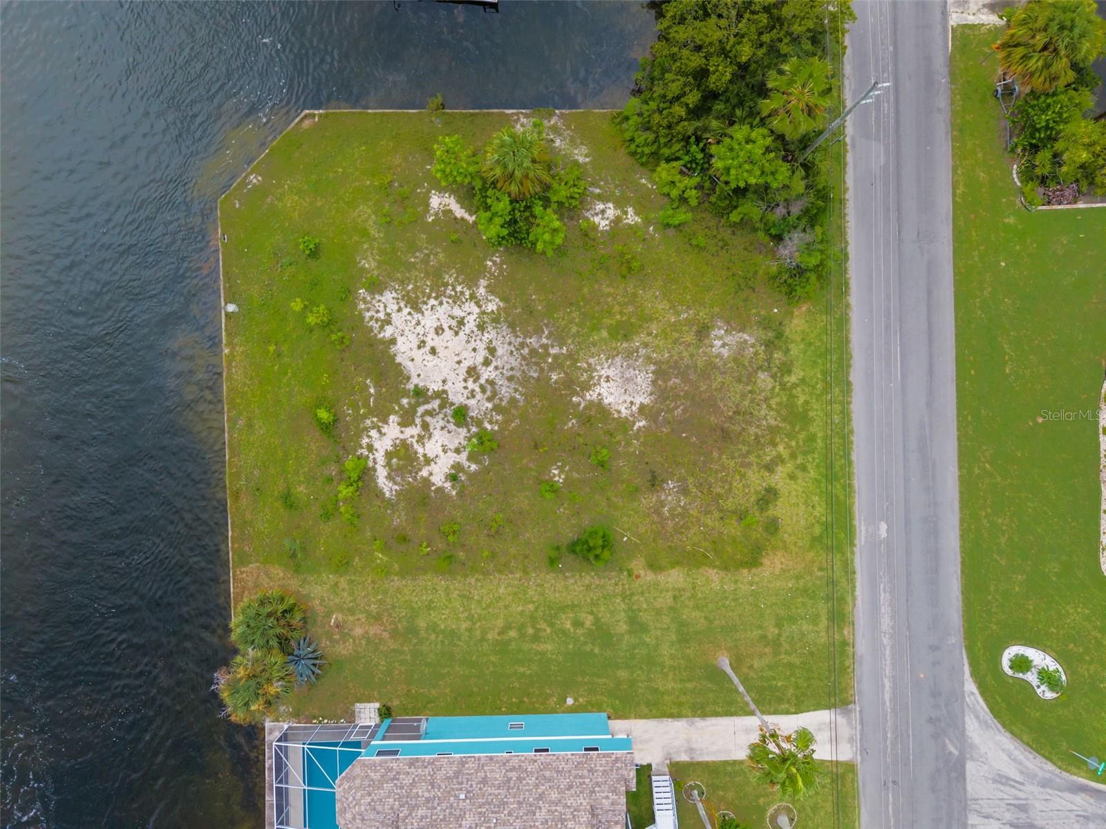 Image 3 of 14 For 3158 Gulfview Drive