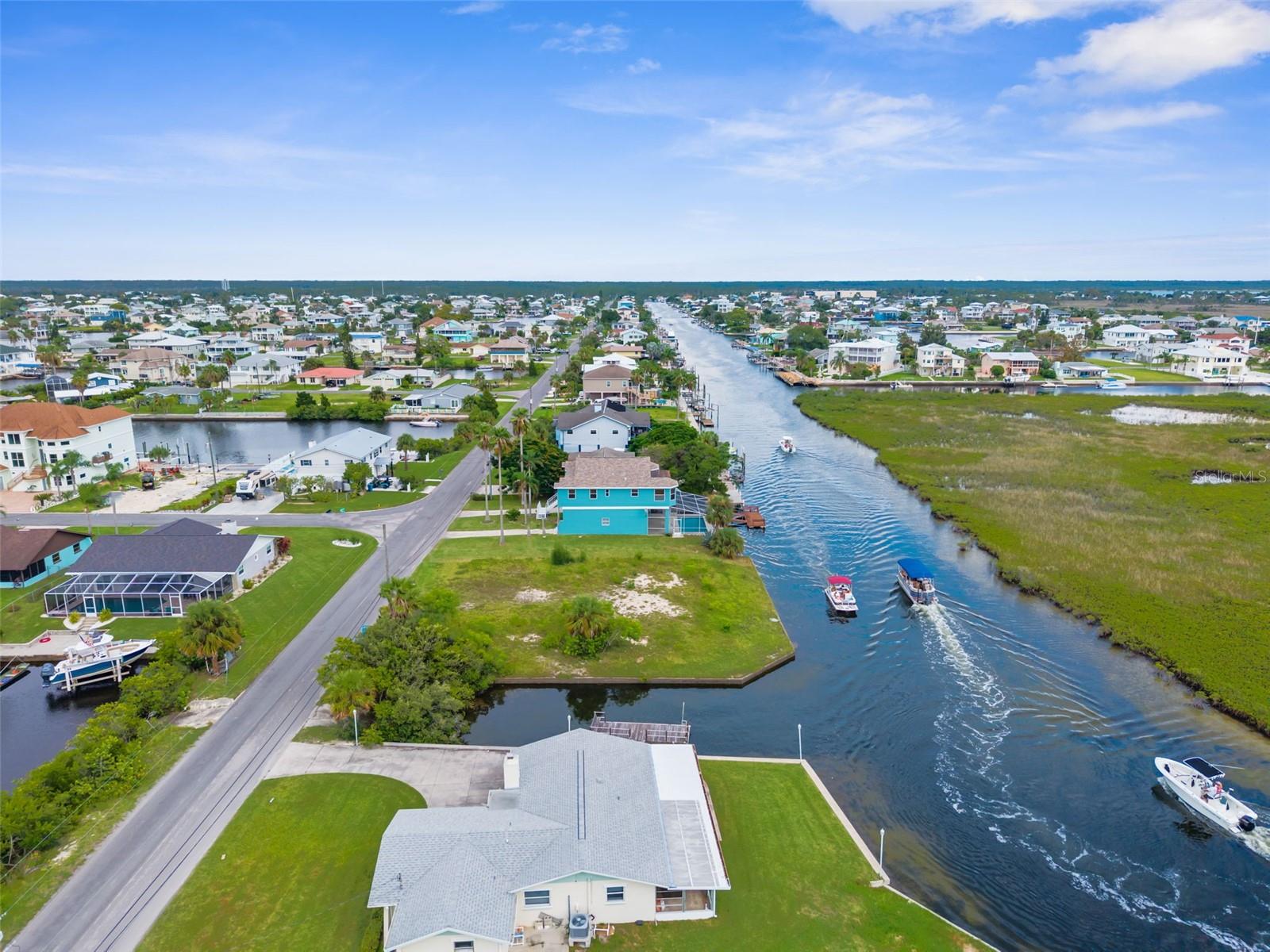 Image 6 of 14 For 3158 Gulfview Drive