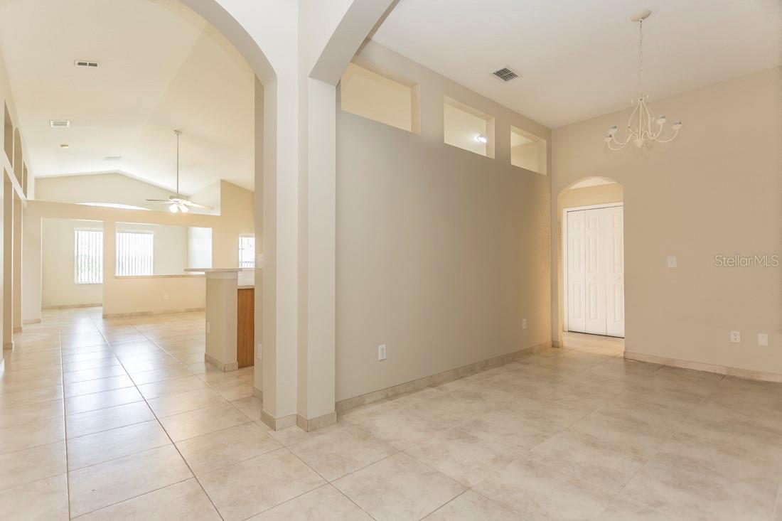 Image 10 of 58 For 23836 Hastings Way