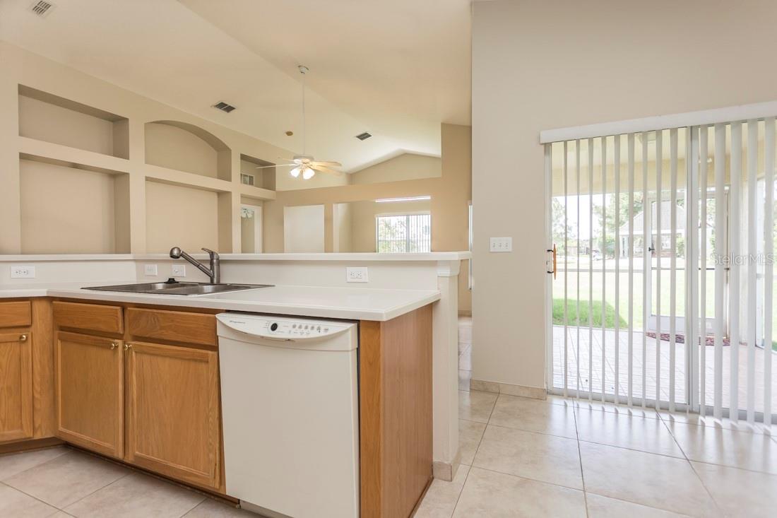 Image 15 of 58 For 23836 Hastings Way